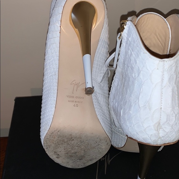 Giuseppe Zanotti python white lace up booties - Picture 4 of 5